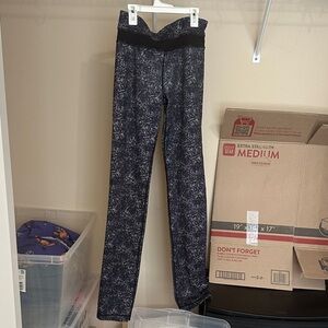 lululemon athletica Black Waistband Speckled Blue-Purple Leggings